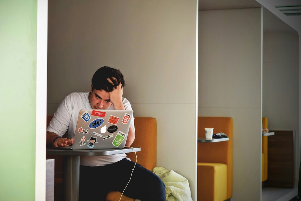 Young professional learning skills through social enterprise program