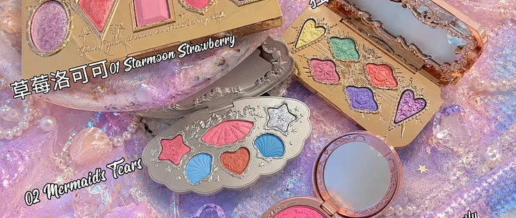 Flower Knows eyeshadow palettes on Ulta Beauty shelves as covered by Chinese consumer media