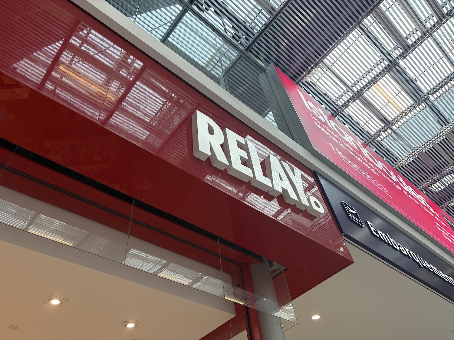 Relay bookstore interior at Gare de Lyon
