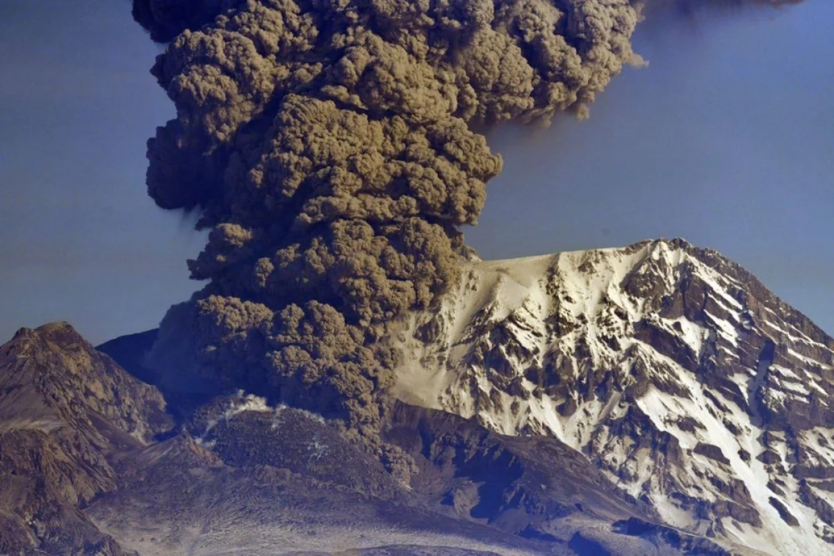 Illustration of Shiveluch volcano's dangerous lava dome structure