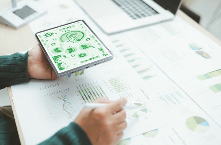 Investor analysis of net-zero pledges and ESG financial data