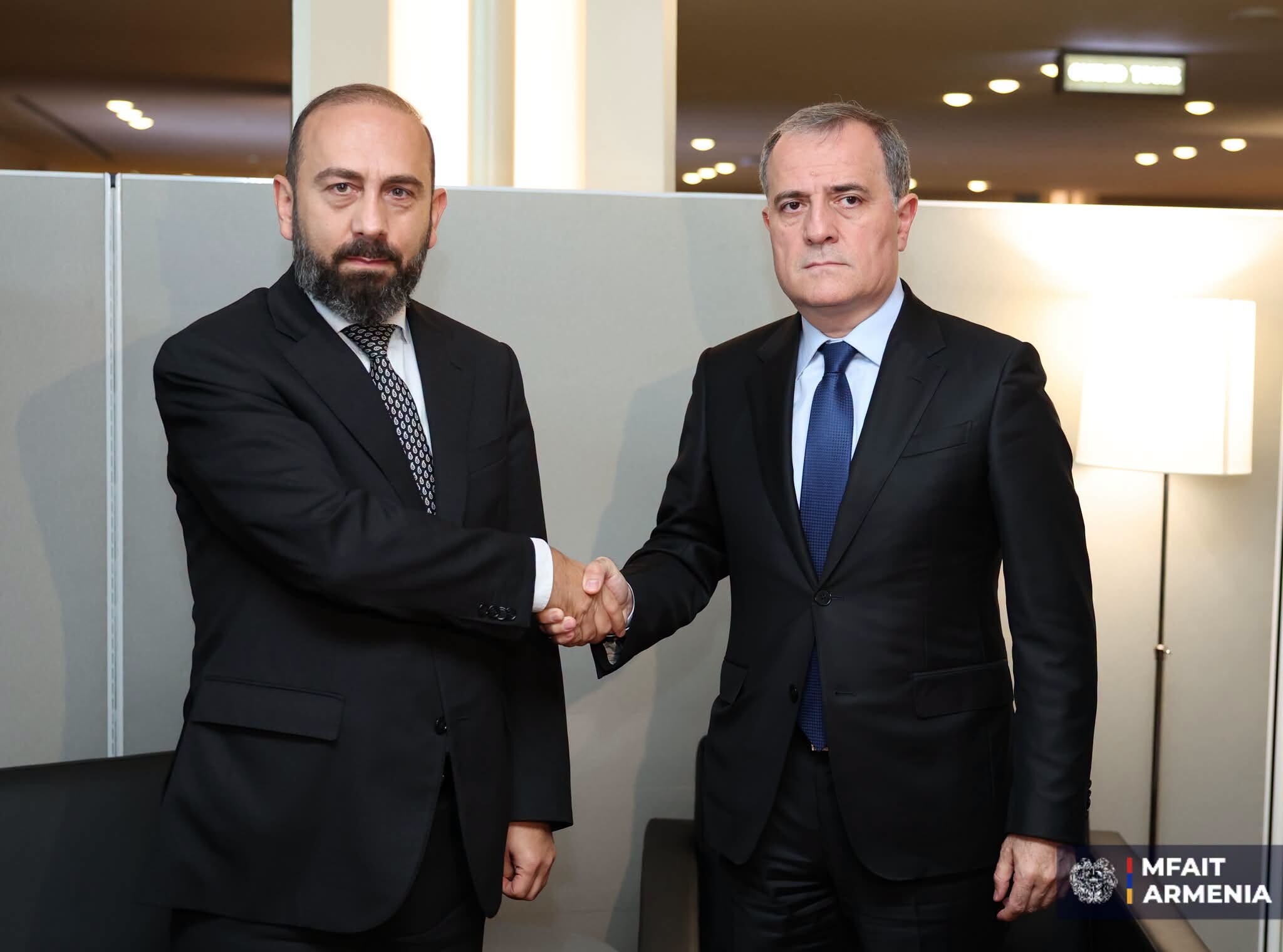 Ararat Mirzoyan and Jeyhun Bayramov meet in New York