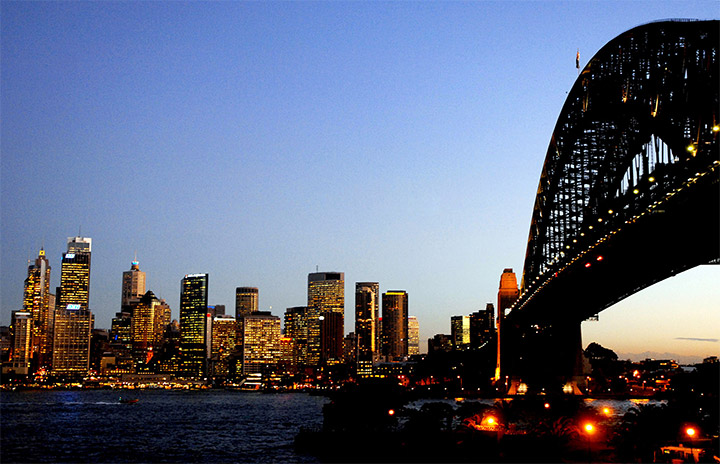 Australian superannuation fund flows climbing