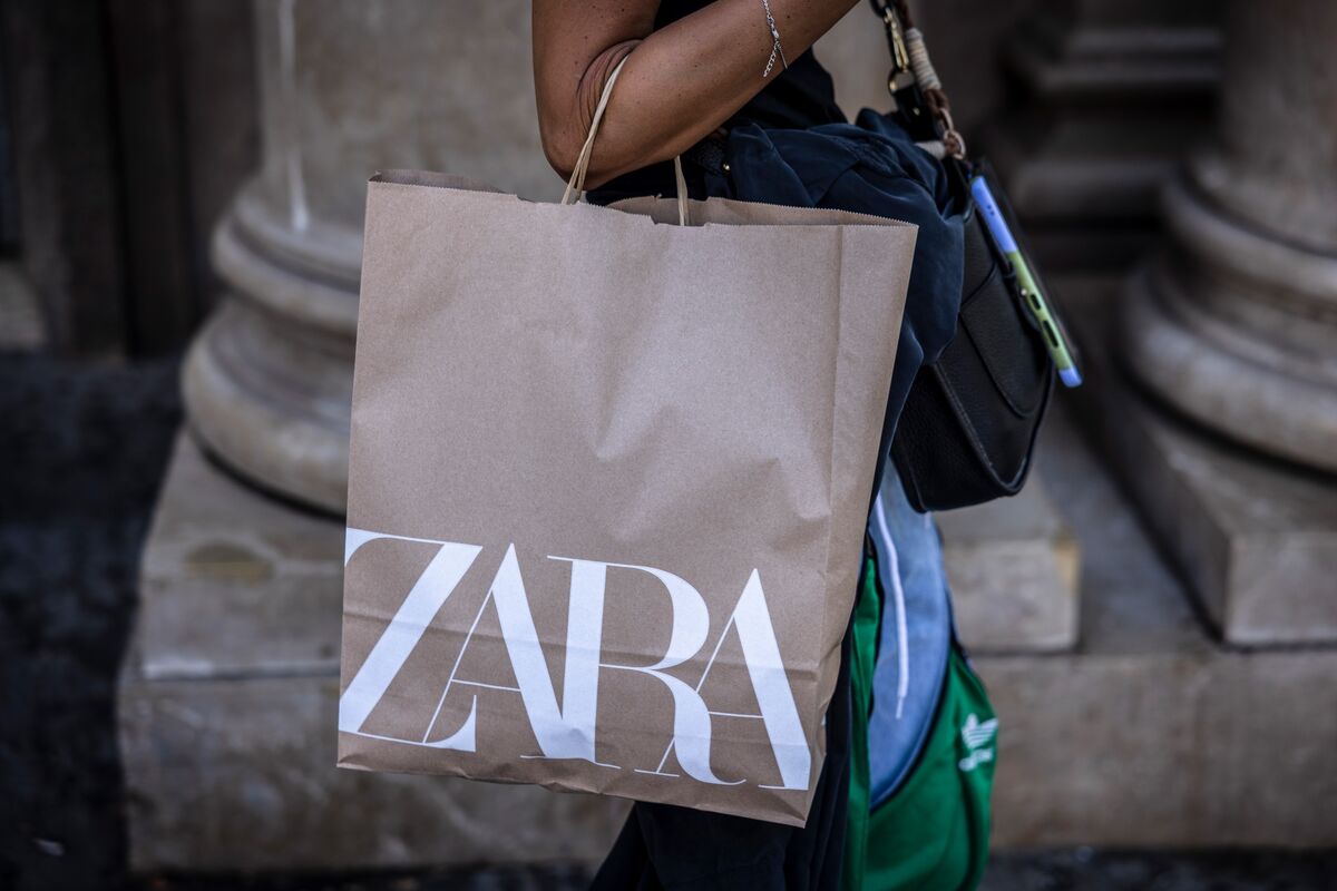 Zara store exterior