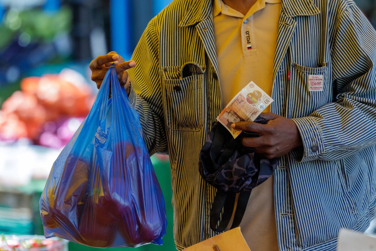 UK shop prices rise at fastest pace in two years