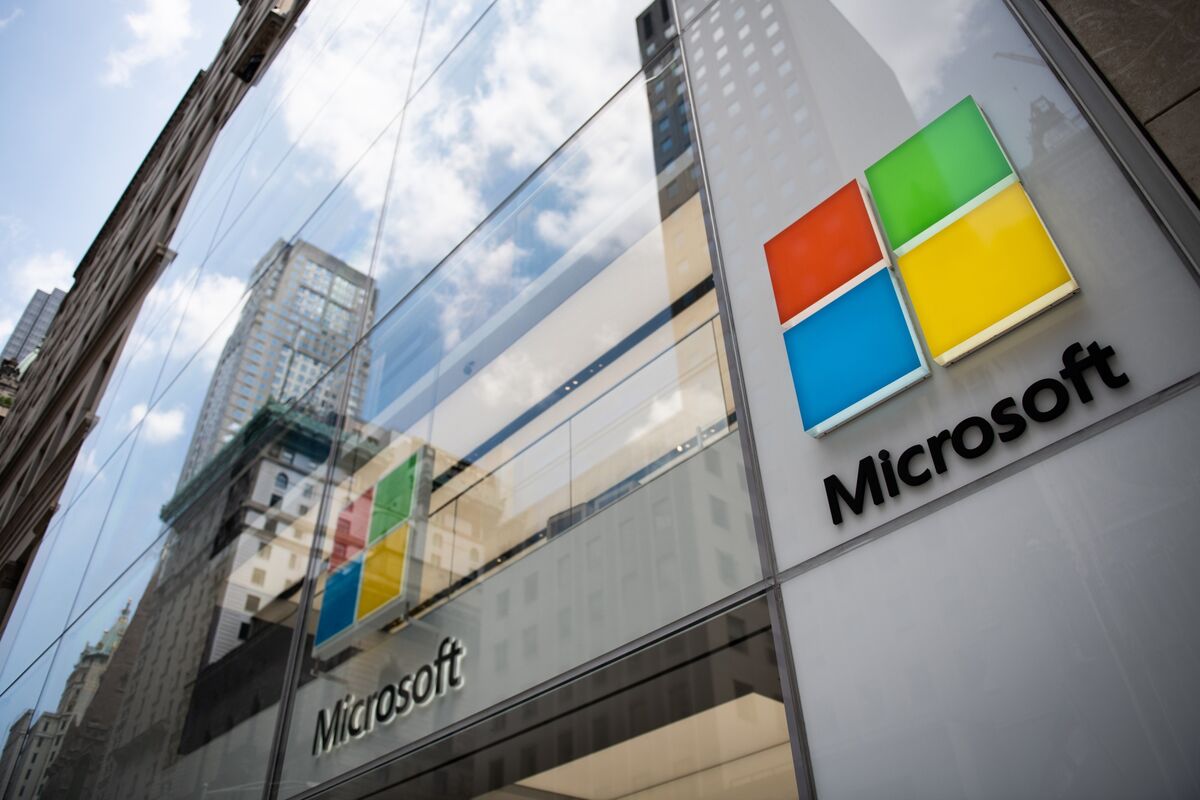 Microsoft AI cloud-related image
