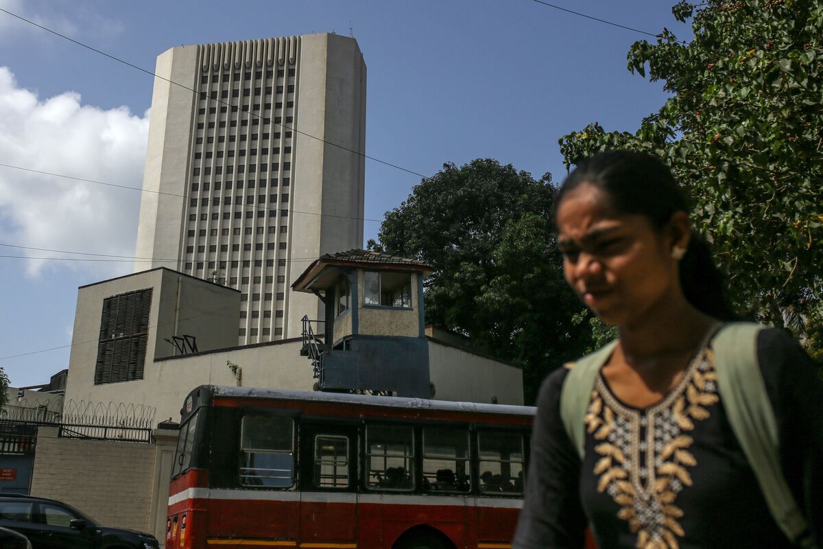 Indian bonds falling chart