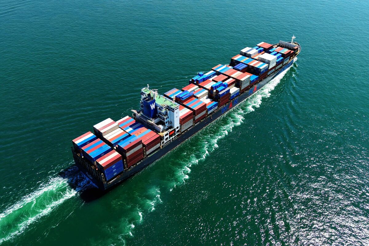 EU plans curbs on Chinese imports