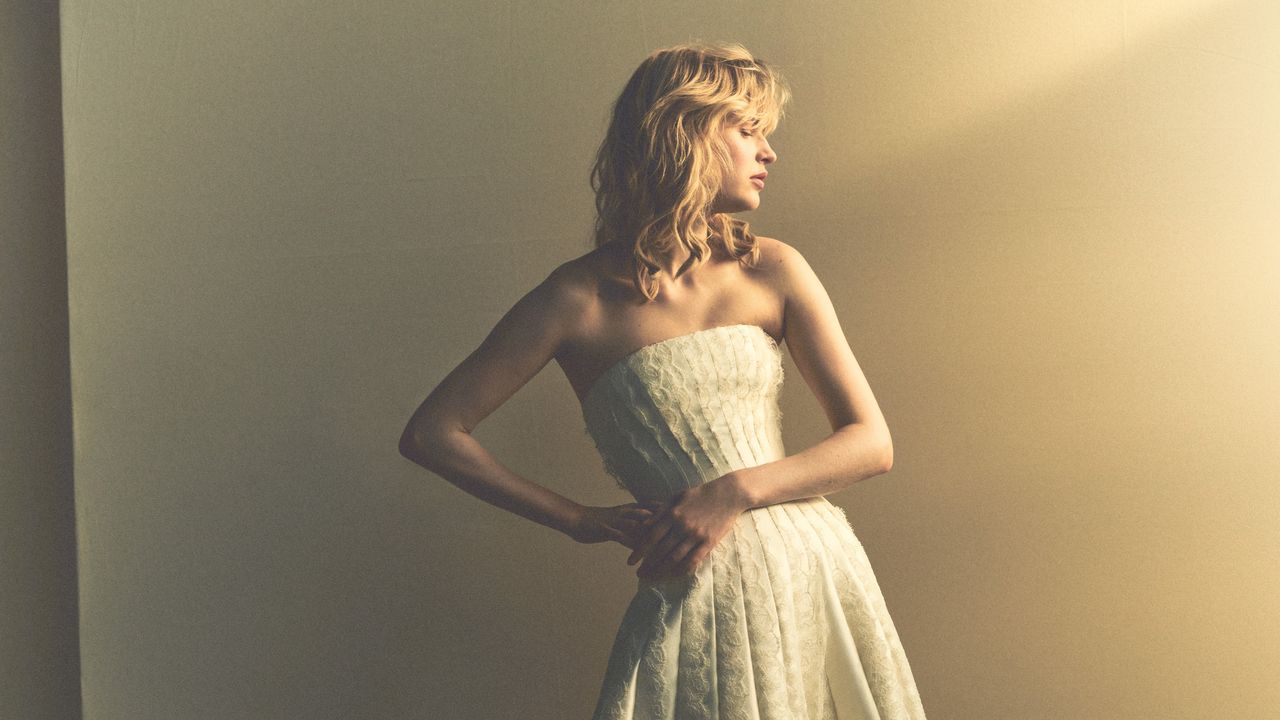 Antique lace and 1920s-inspired bridal gowns from NY Bridal Fashion Week