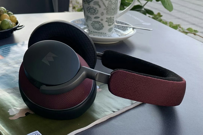Noble Audio FoKus Apollo Pro headphones