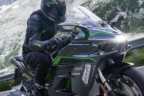 Kawasaki Ninja H2 SX SE 2027 model front view