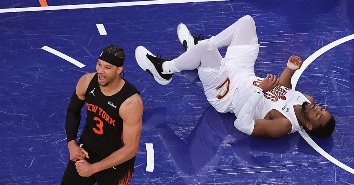 Josh Hart's playoff career-high 26 points powered New York's dominant Game 2 win over Cleveland
