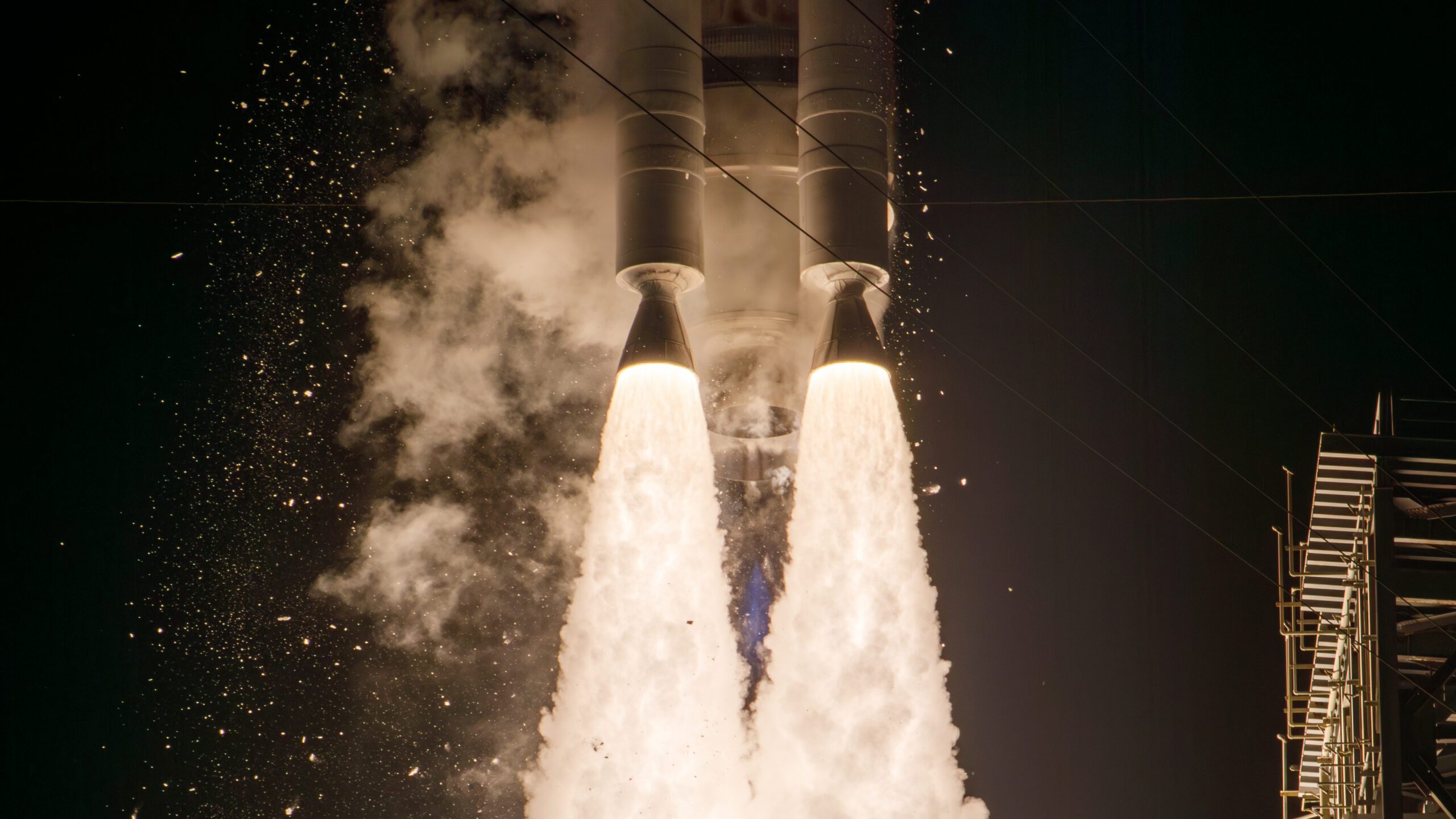 Rocket Report graphic regarding Falcon 9 and Vulcan