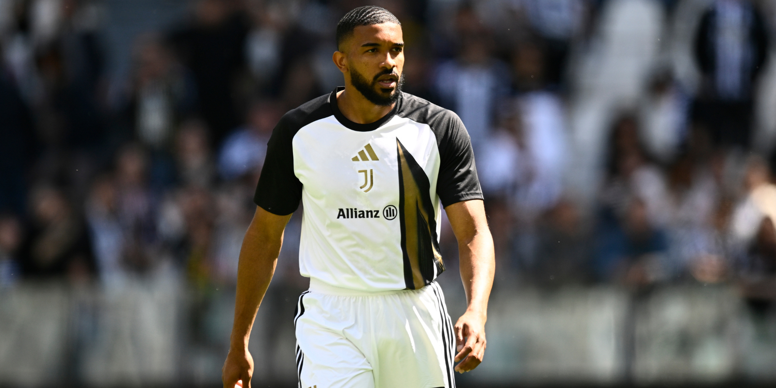 Football Transfer Tavern feature on Liverpool and Man United chasing Gleison Bremer