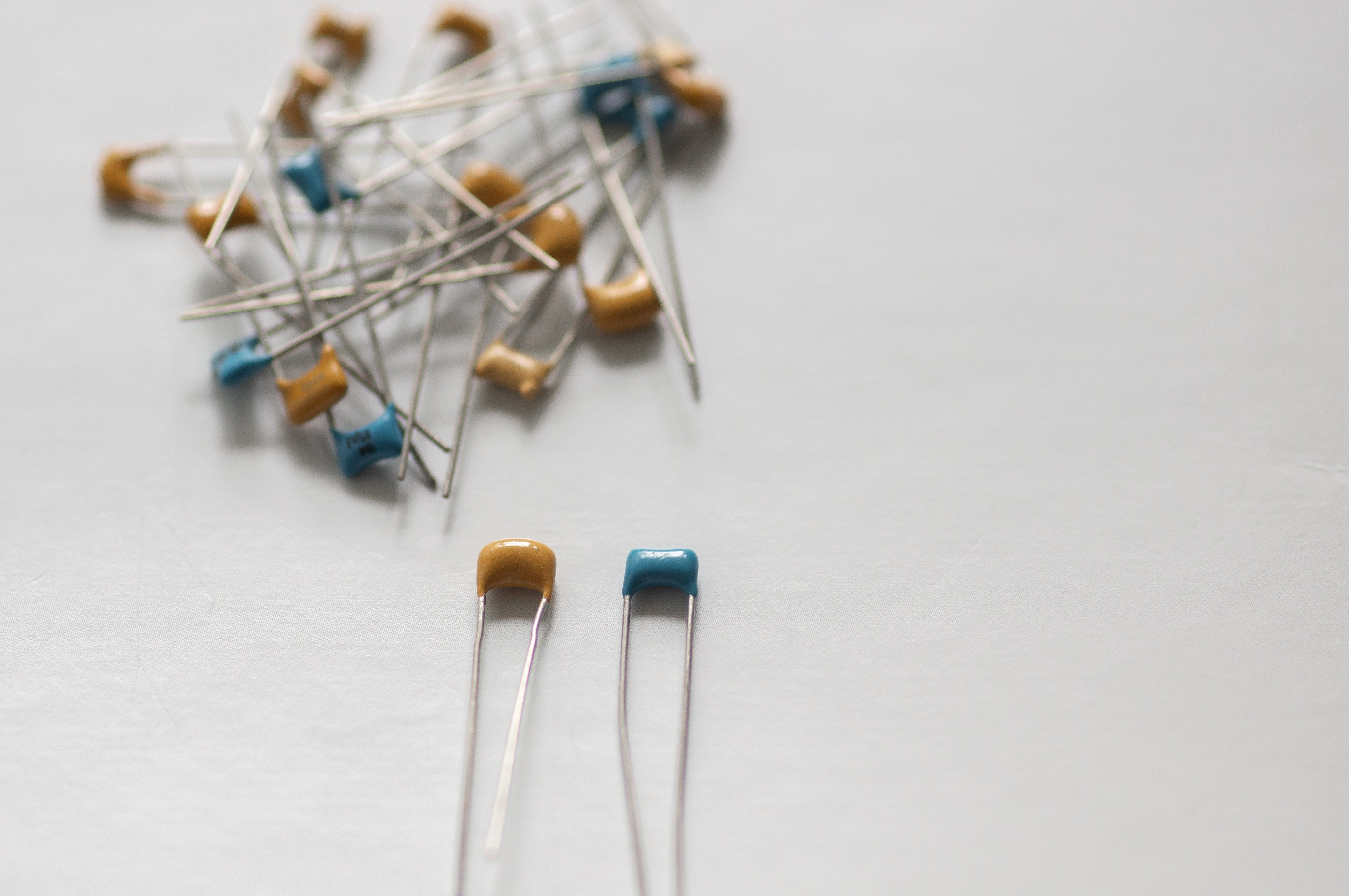 Ceramic capacitors emerging as AI hardware investment theme