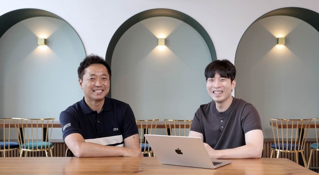 Korea Sprint article on AX trend report