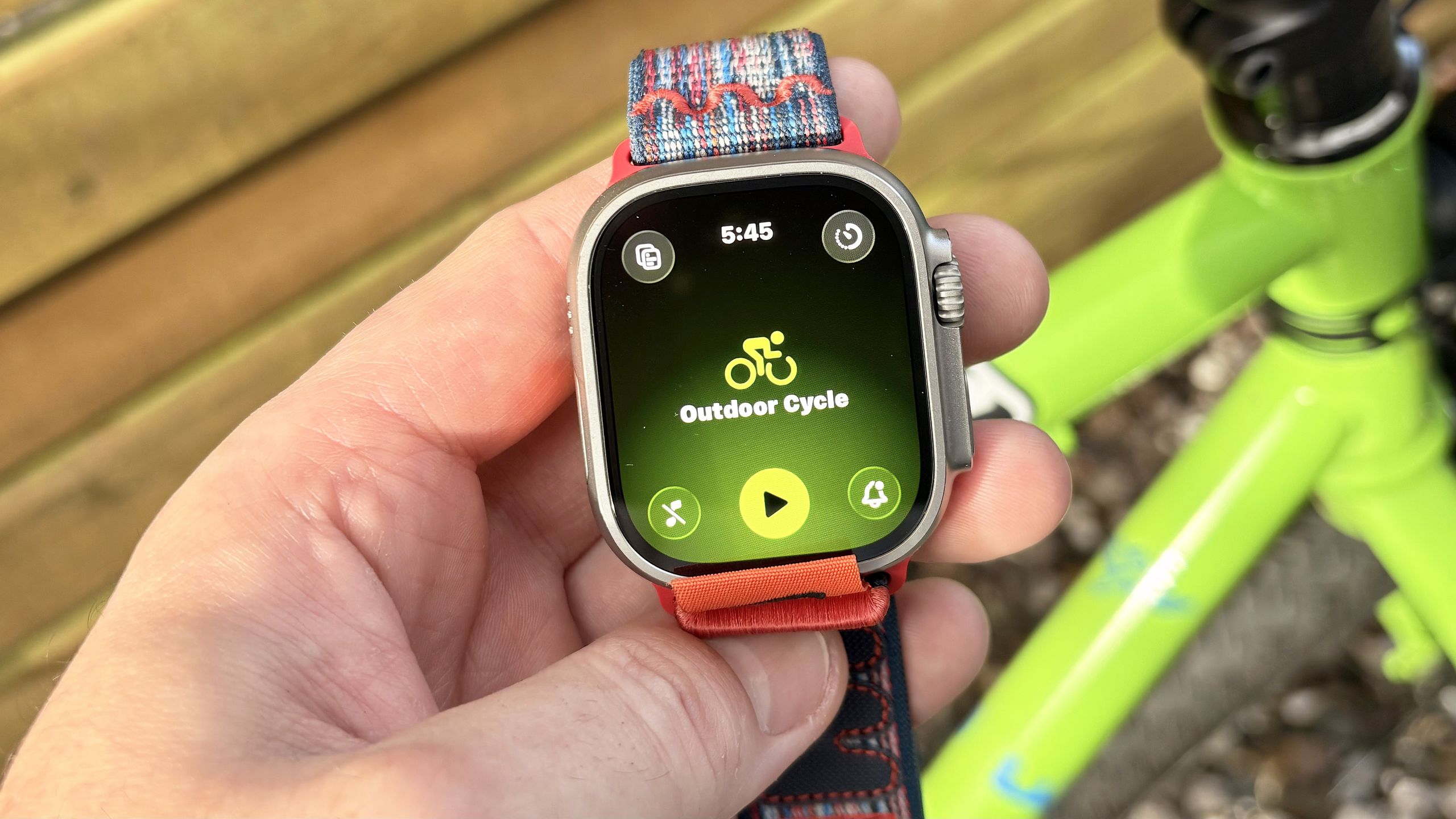 Apple Watch Ultra 3 vs Strava GPS tracking accuracy test on a bike ride