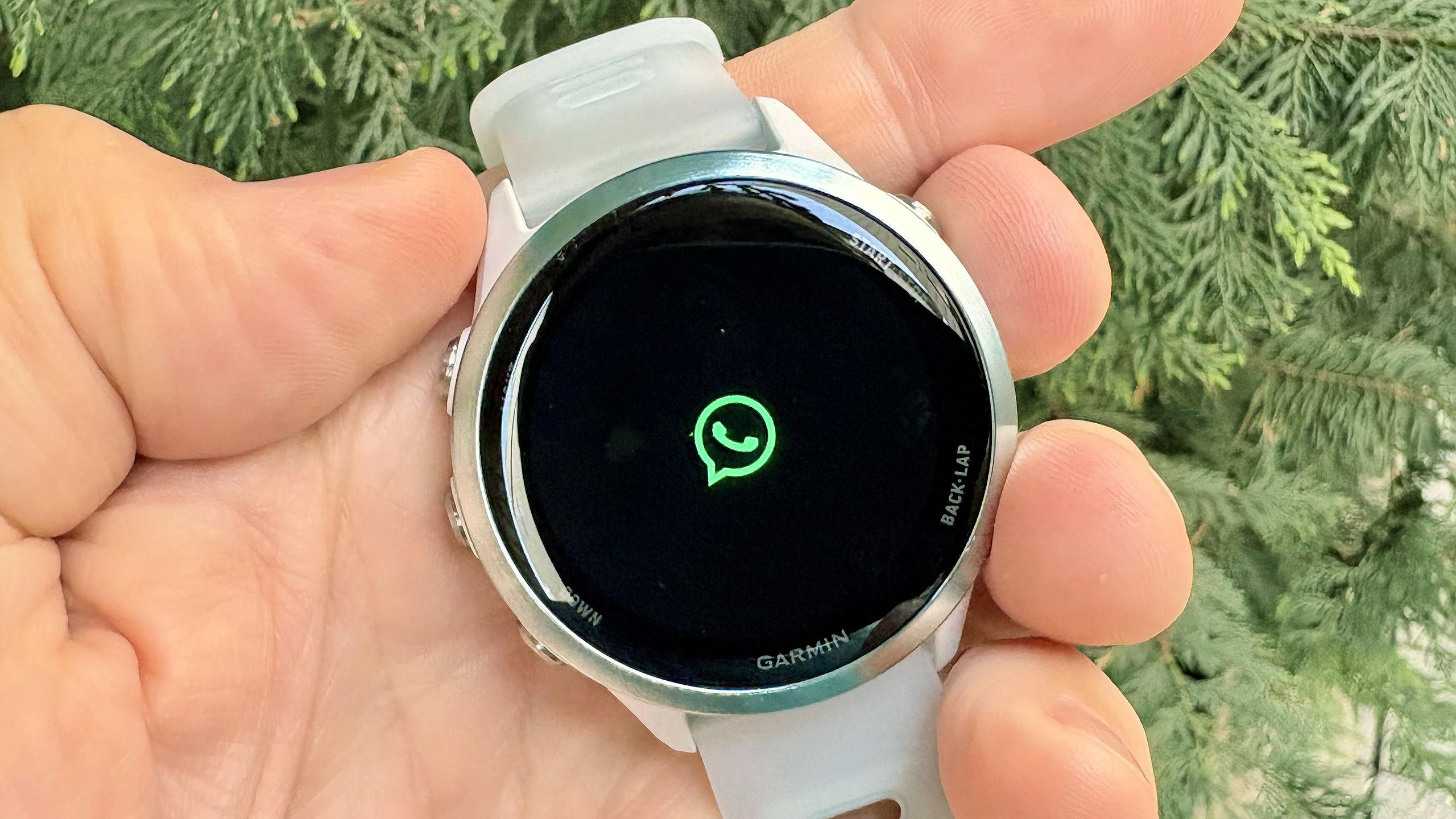 Garmin watch displaying messaging interface