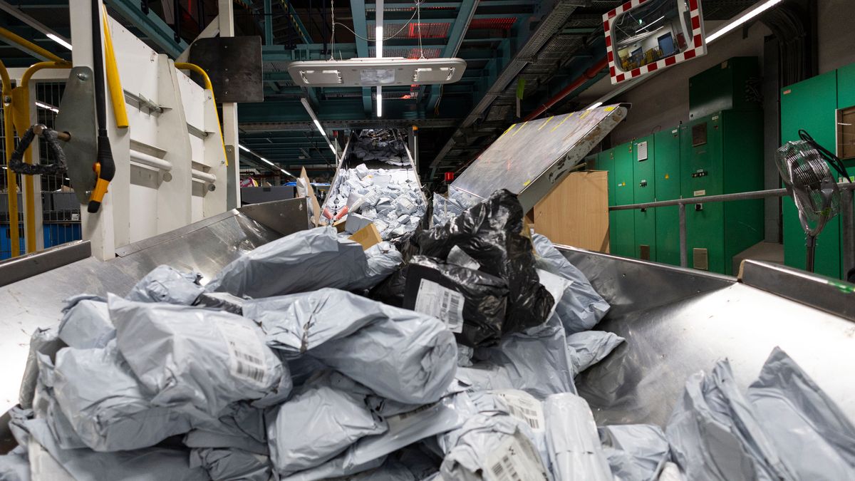 Shipping packages representing the flood of cheap e-commerce parcels into the EU