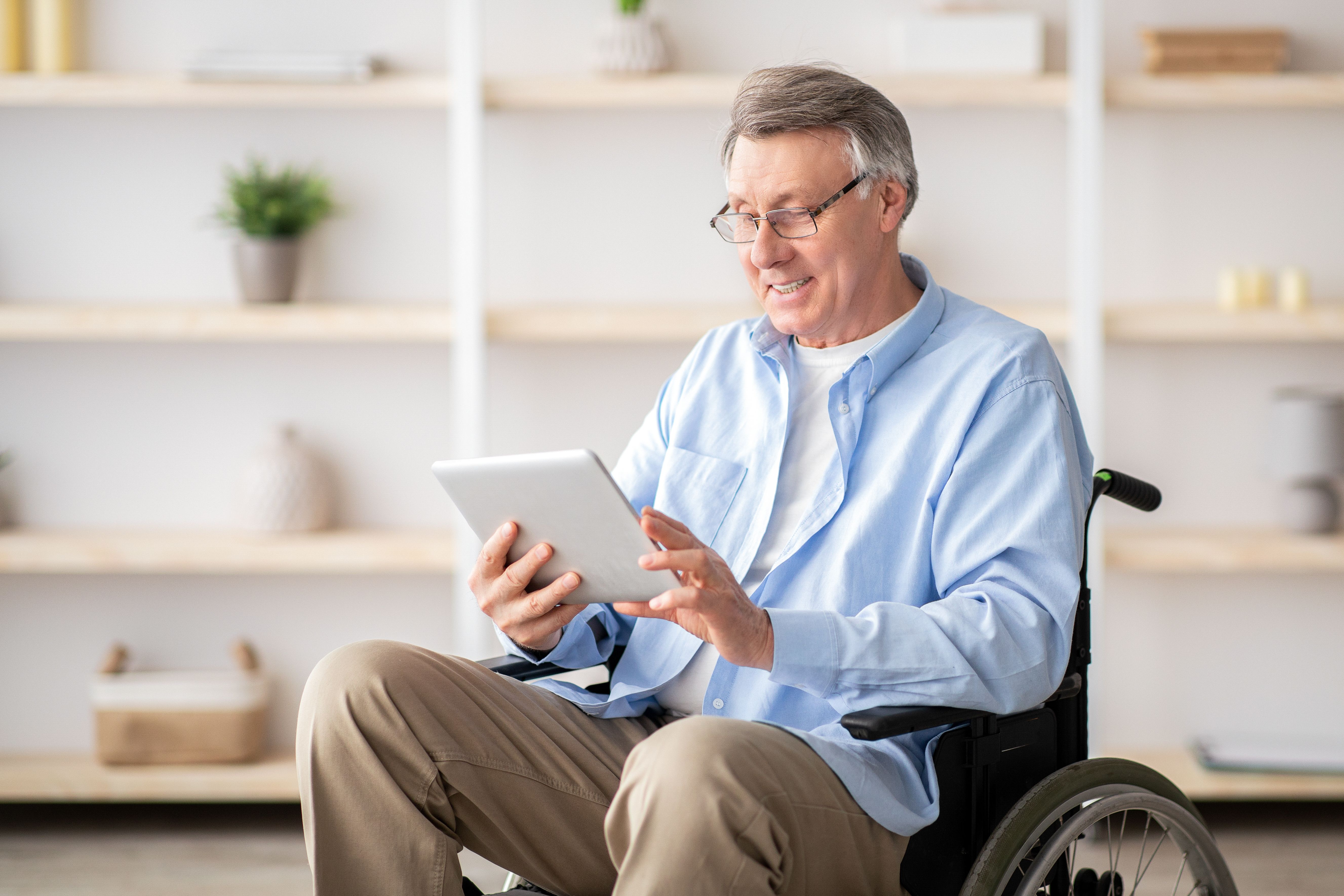 FDA committee members discussing AI mental health devices