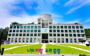 중랑구 AI 어르신 안심톡 서비스 운영 현장