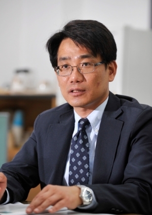 6월 모평 결과 분석 자료로 수시·정시 전략을 설명하는 이미지