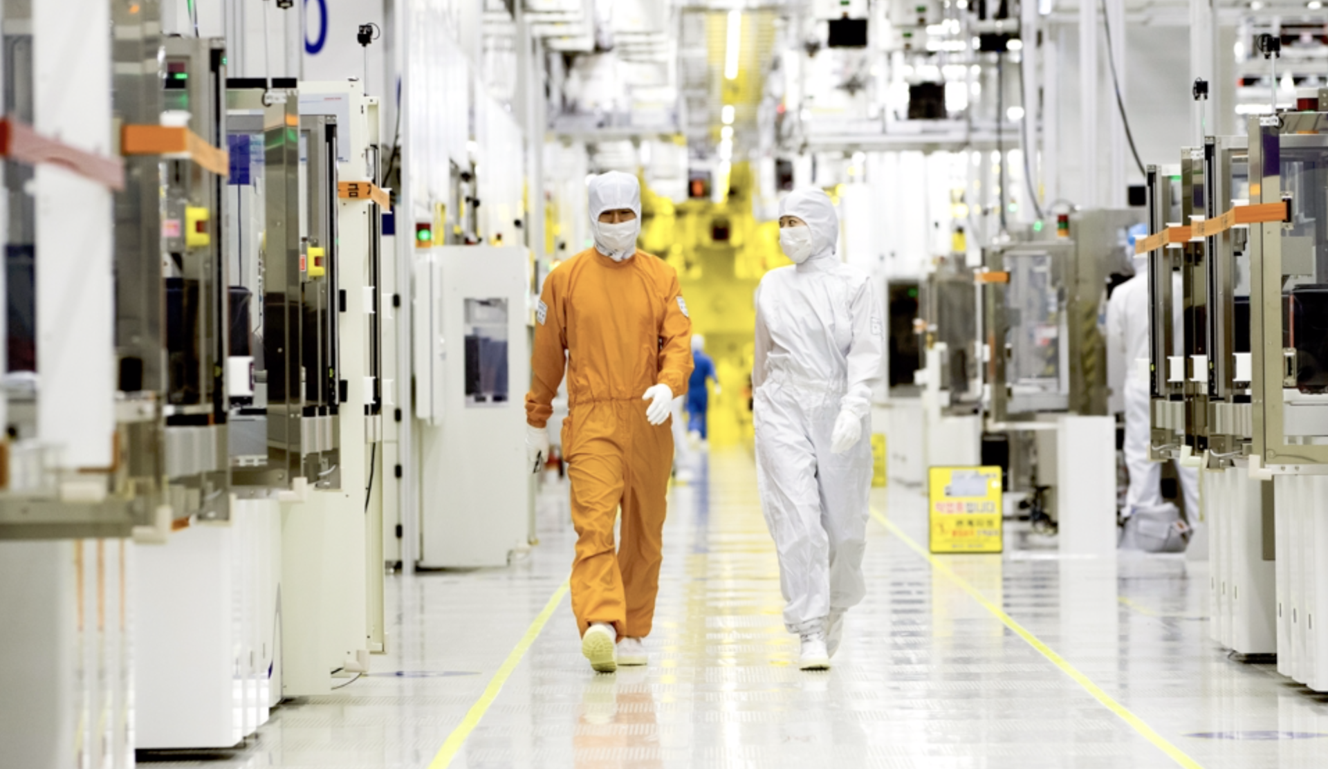 Inside Samsung Foundry Clean Room