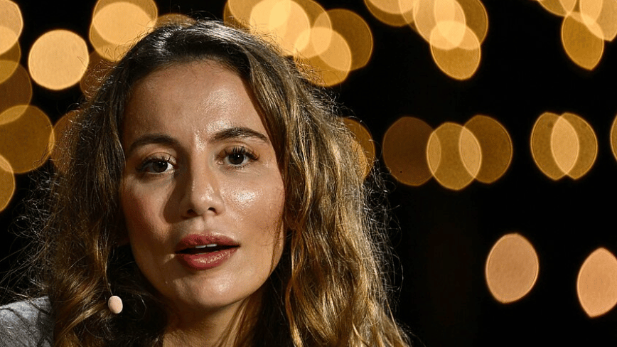 Graphic illustrating Meta's talent raid on Thinking Machines Lab