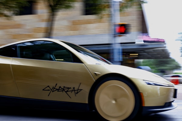 Traffic authorities investigating Cybercab safety
