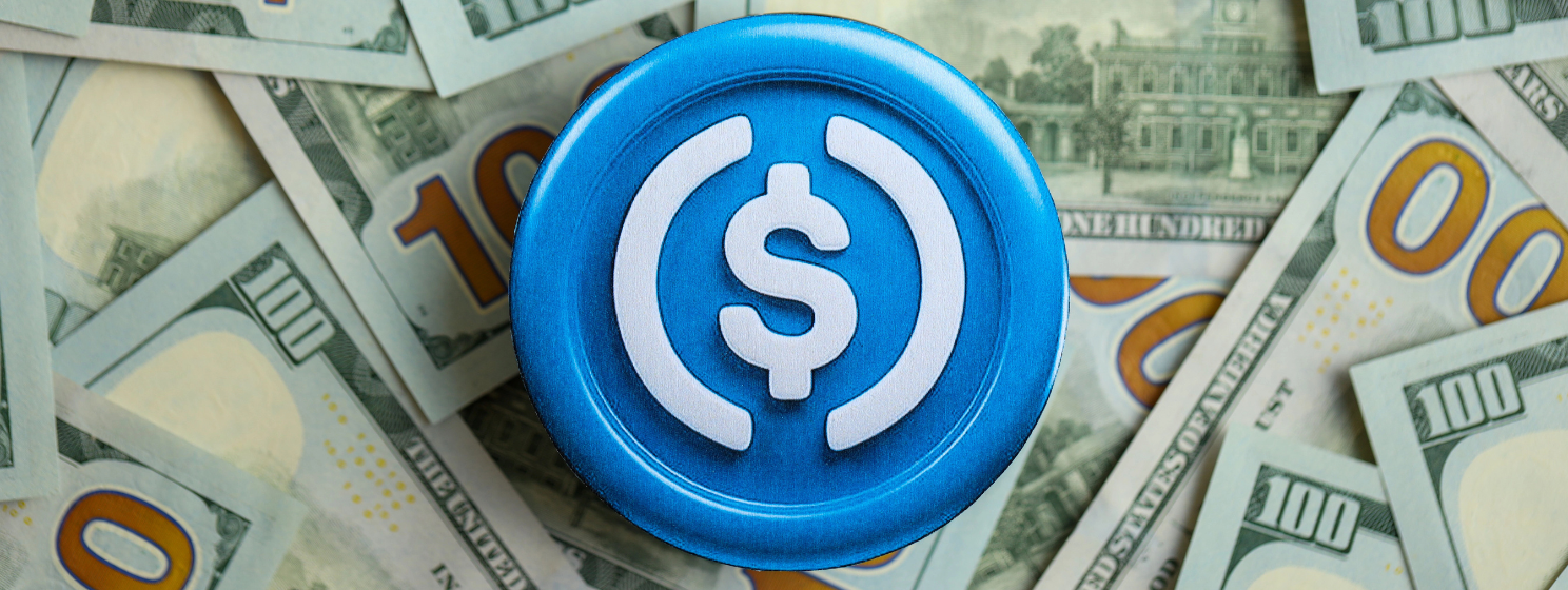 USDC stablecoin over banknotes, illustrating Circle Q1 results