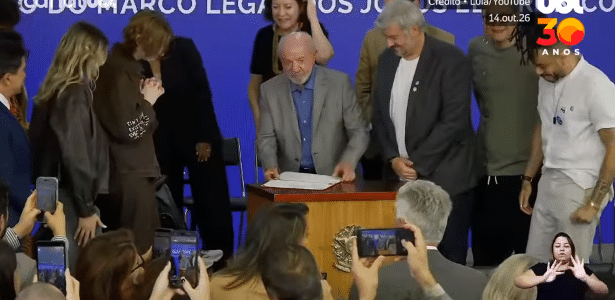 President Lula signs decree regulating the electronic games legal framework