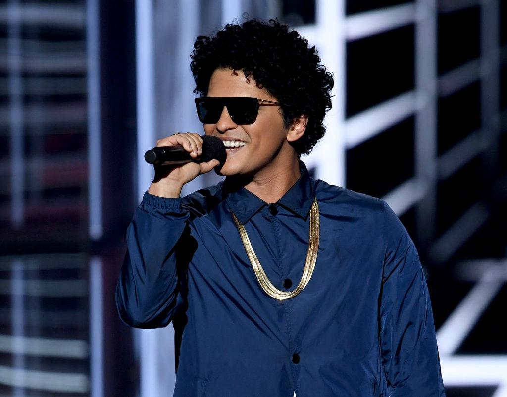 Lady Gaga and Bruno Mars performing together