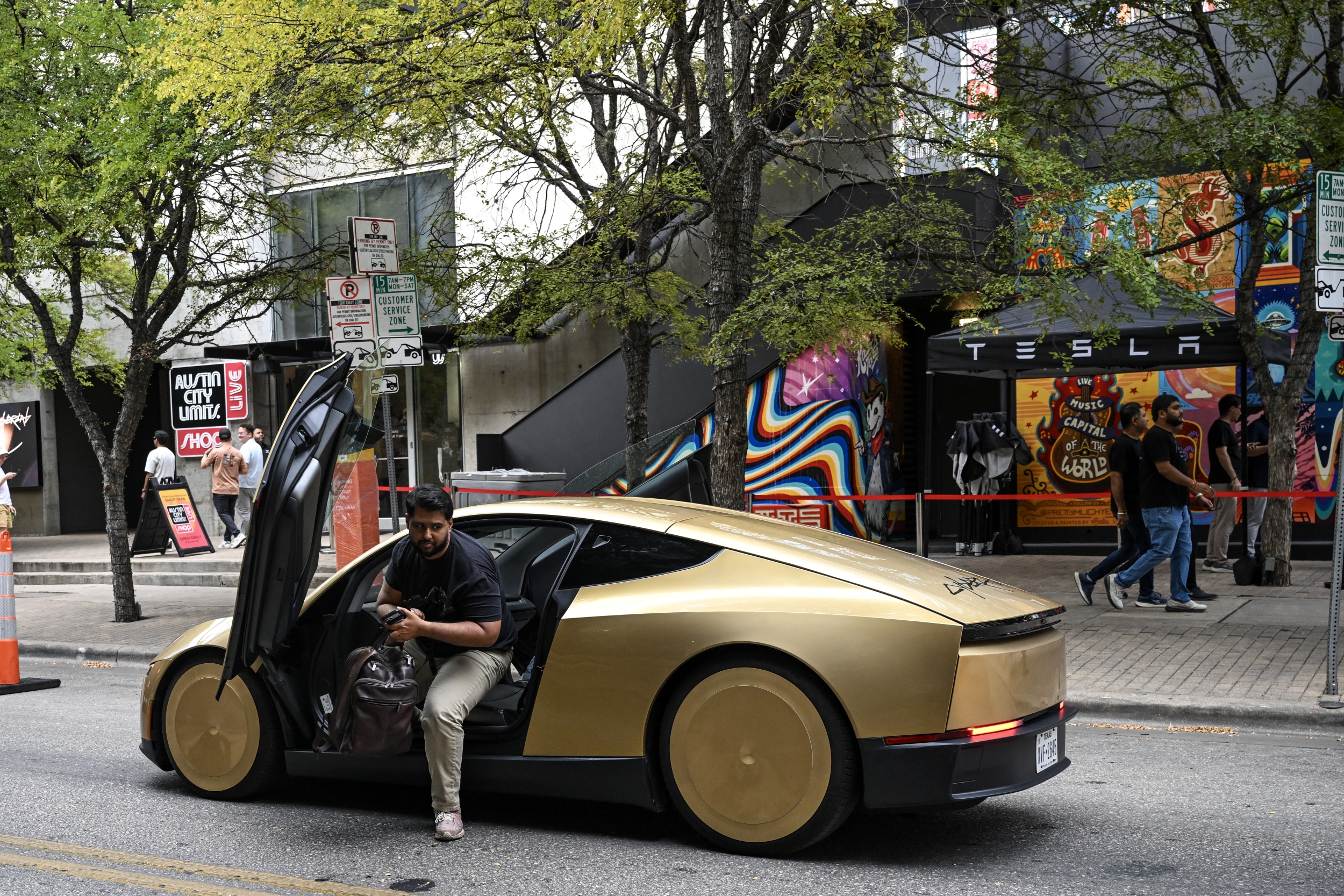 Tesla Cybercab street view