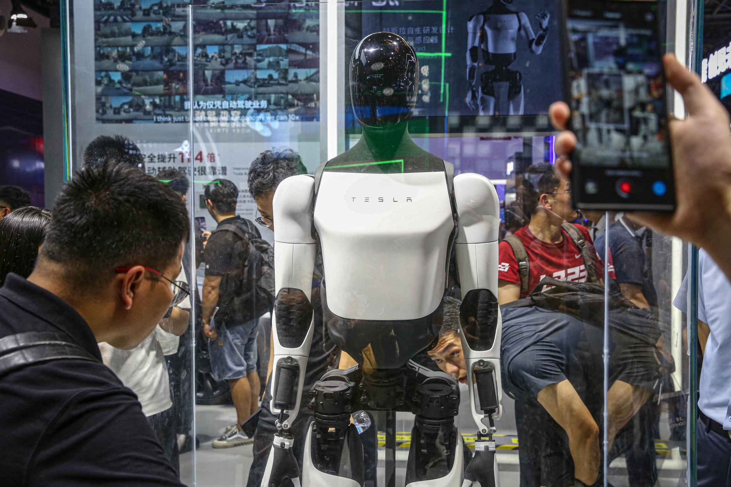 Tesla Optimus robot on the production line in Fremont