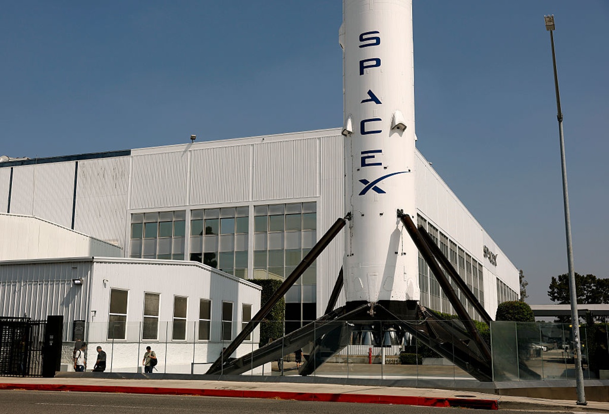Falcon 9 booster B1063