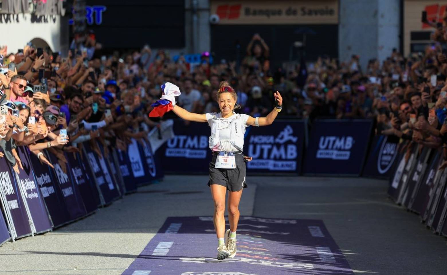 UTMB runners navigating mountain trails