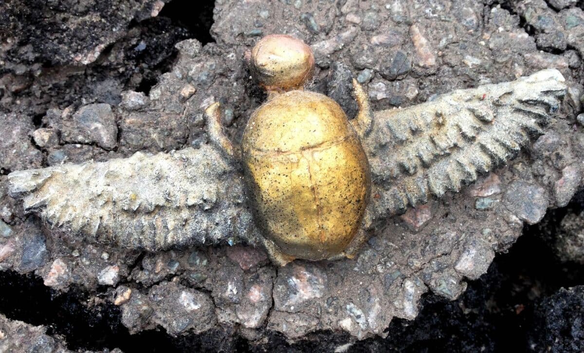 An Egyptian amulet discovered far from its place of origin