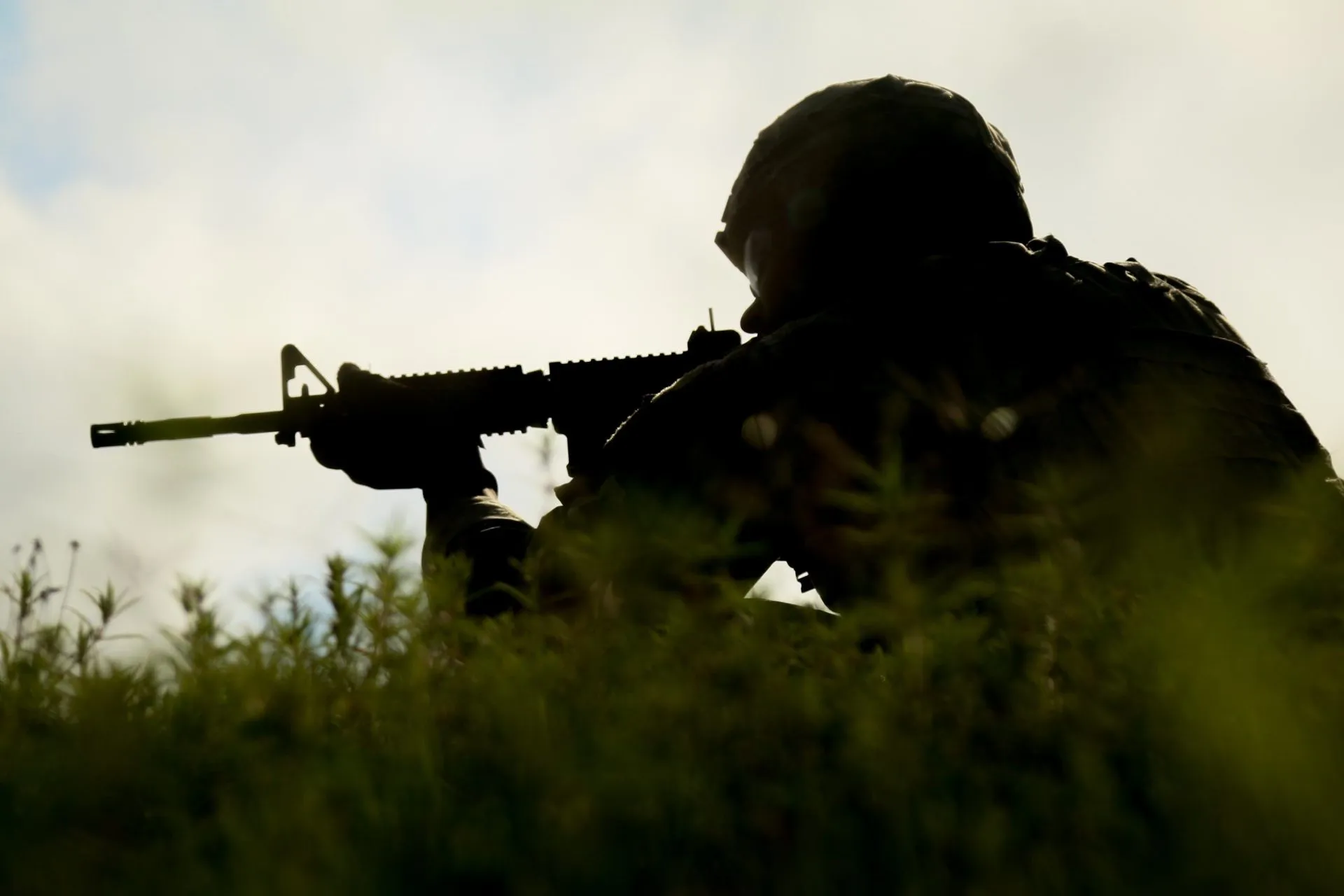 Army awards $196M for sensors in first production contracts under EW-focused call for solutions