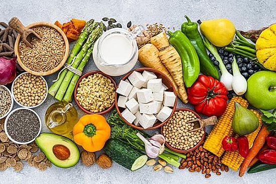 Healthier whole-food plant-based diets are associated with lower dementia risk than lower-quality plant-based eating patterns