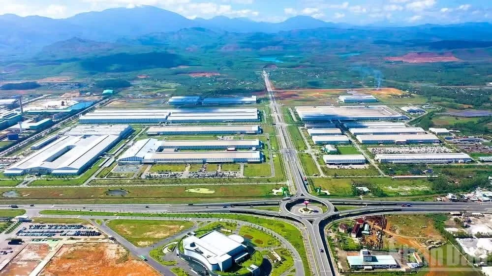 Vietnam's manufacturing landscape showing new FDI projects