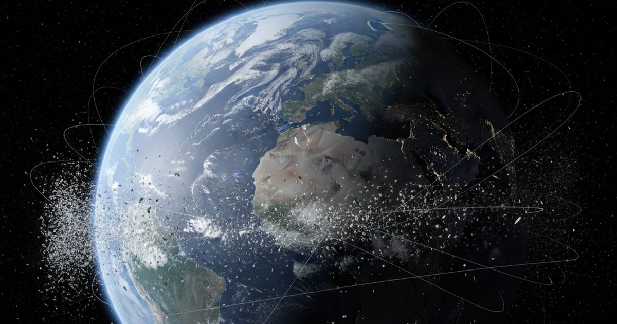 Space debris density visualization accompanying the ESA LEO risk report