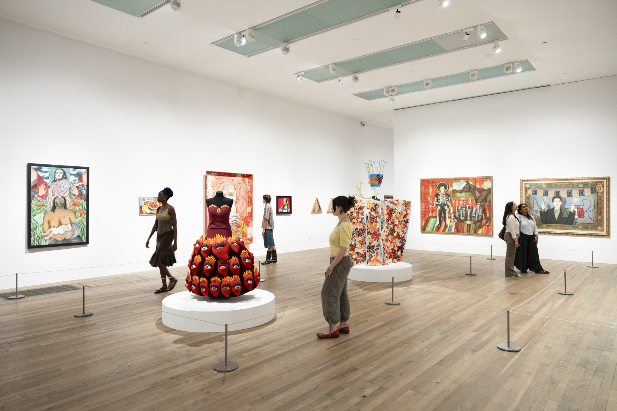 Frida Kahlo exhibition at Tate Modern glories in surrealist masterworks