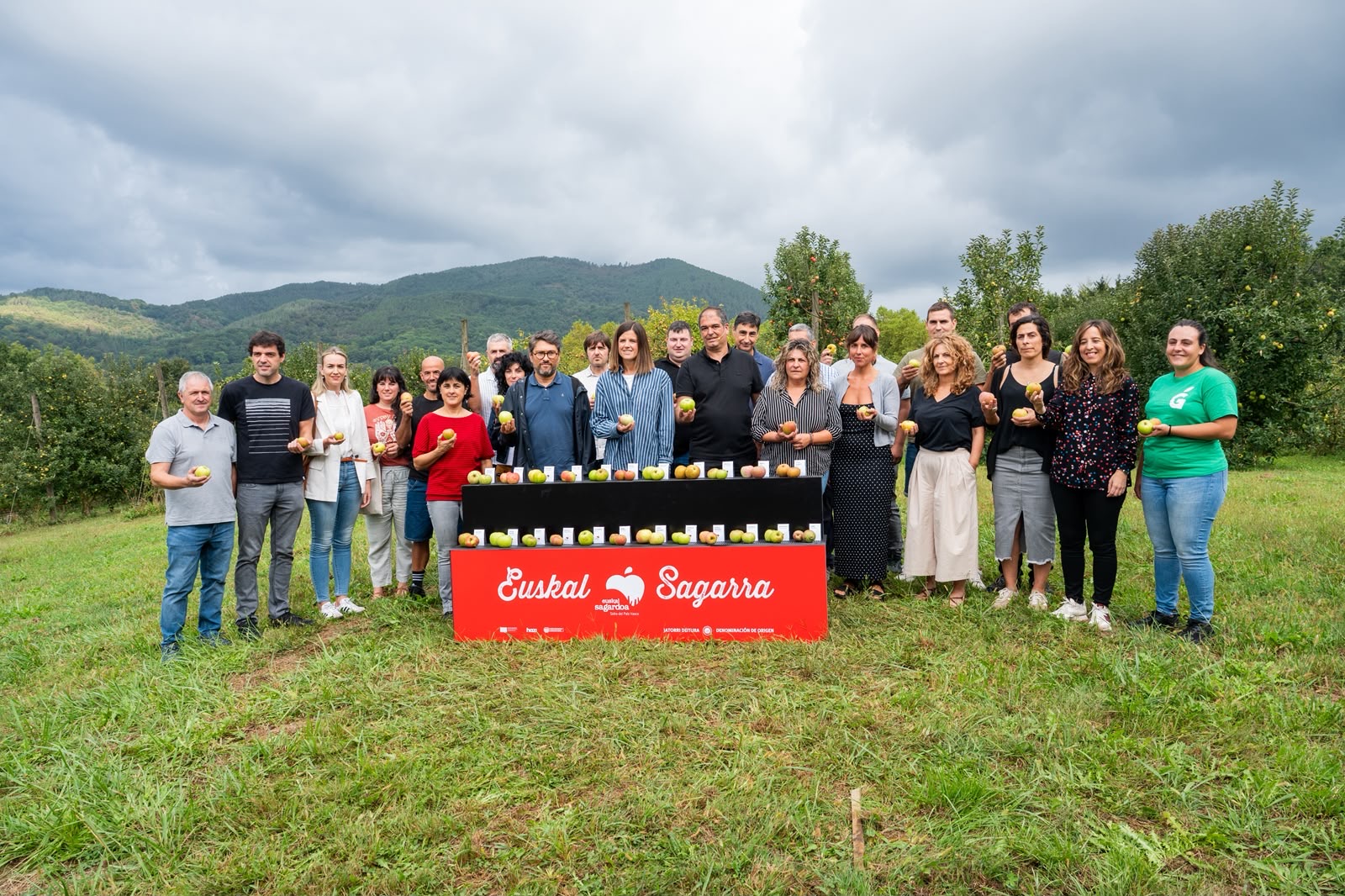 Basque cider press presentation