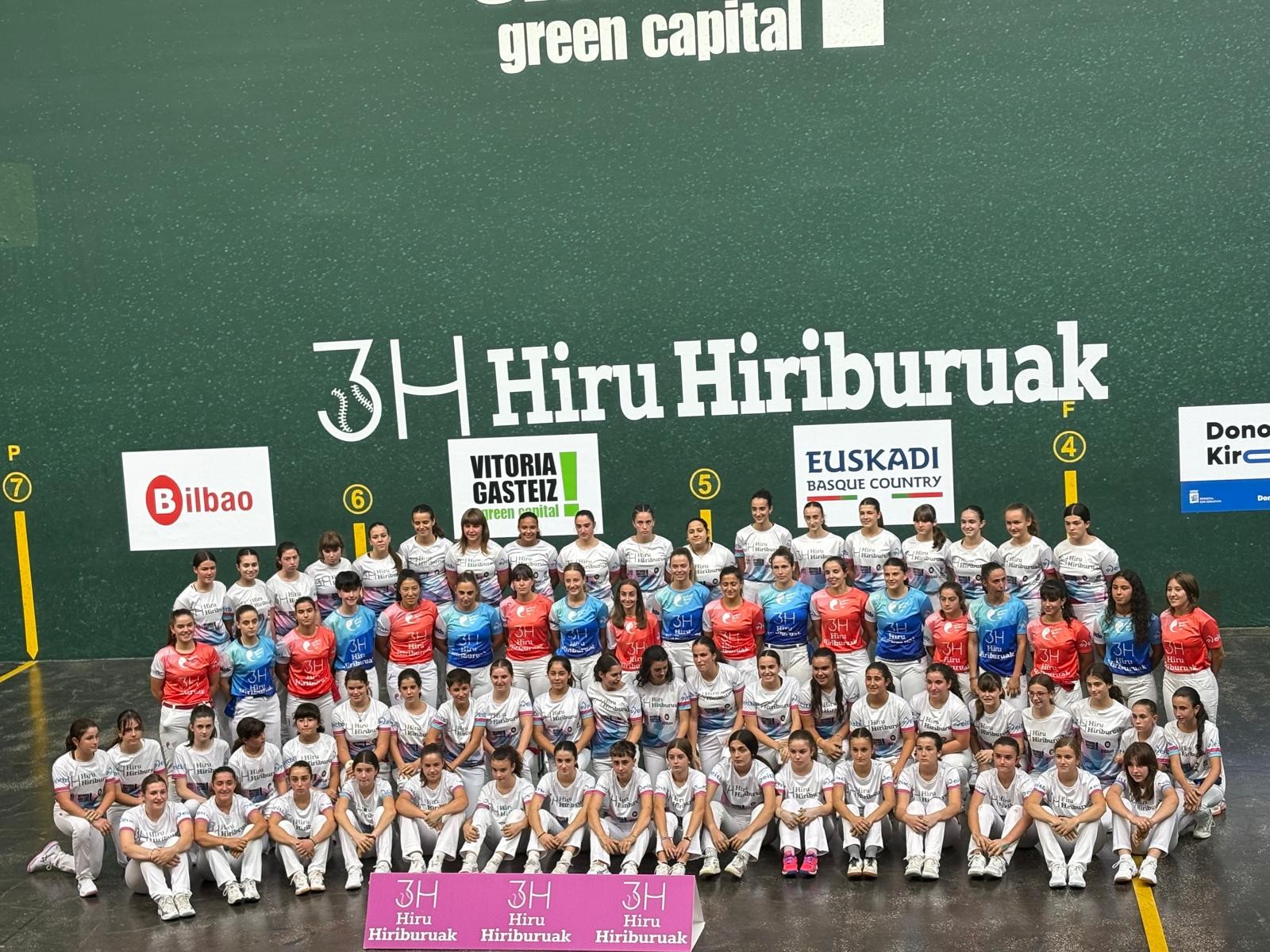 Leire Garai back on court at the Hiru Hiriburuak opening round in Gasteiz