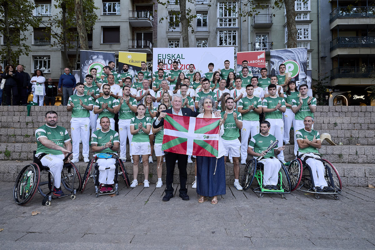 Goierri players heading to the World Basque Pelota Championship