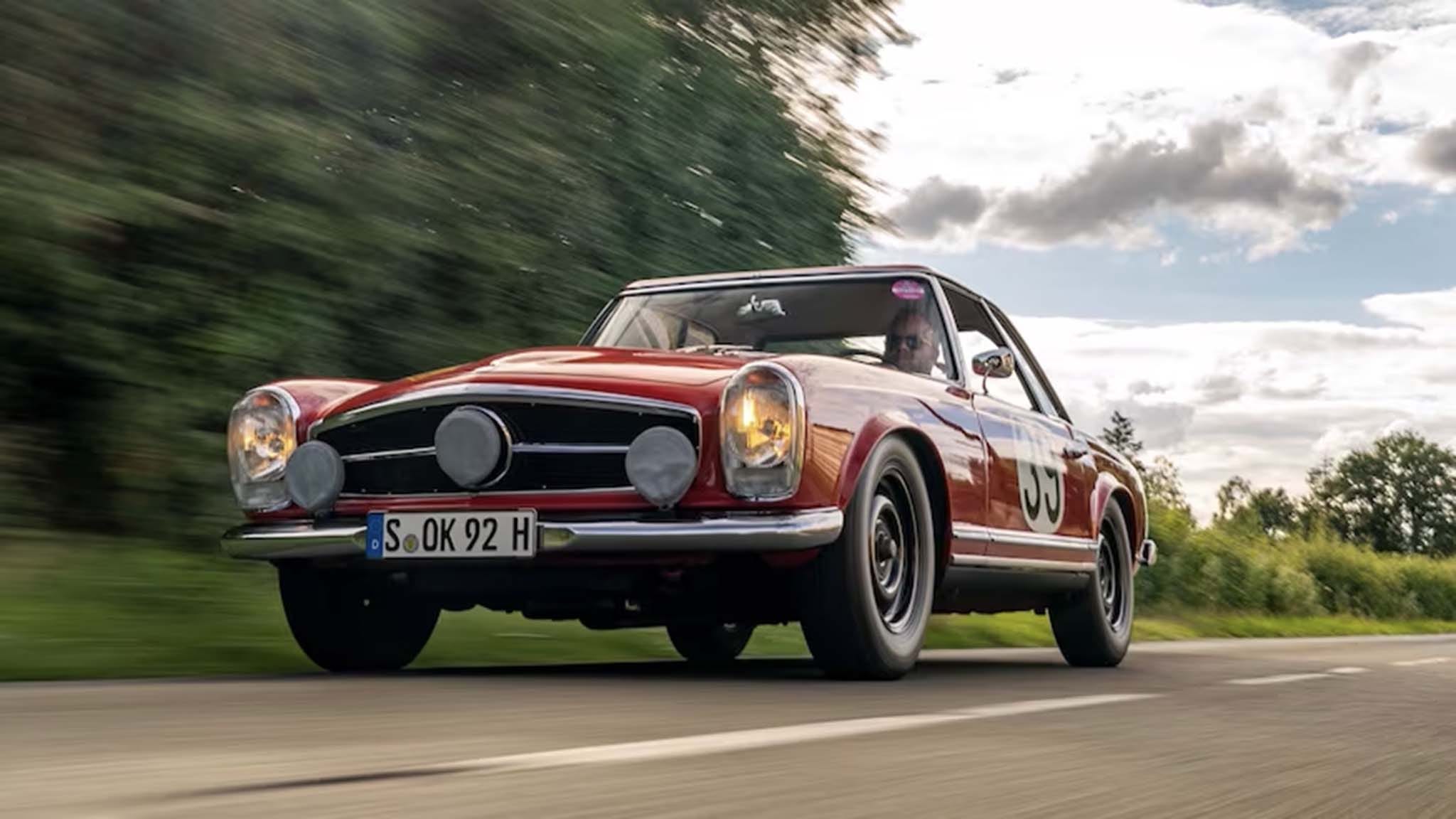 Mercedes-Benz 1964 230 SL Pagoda at the Heritage program