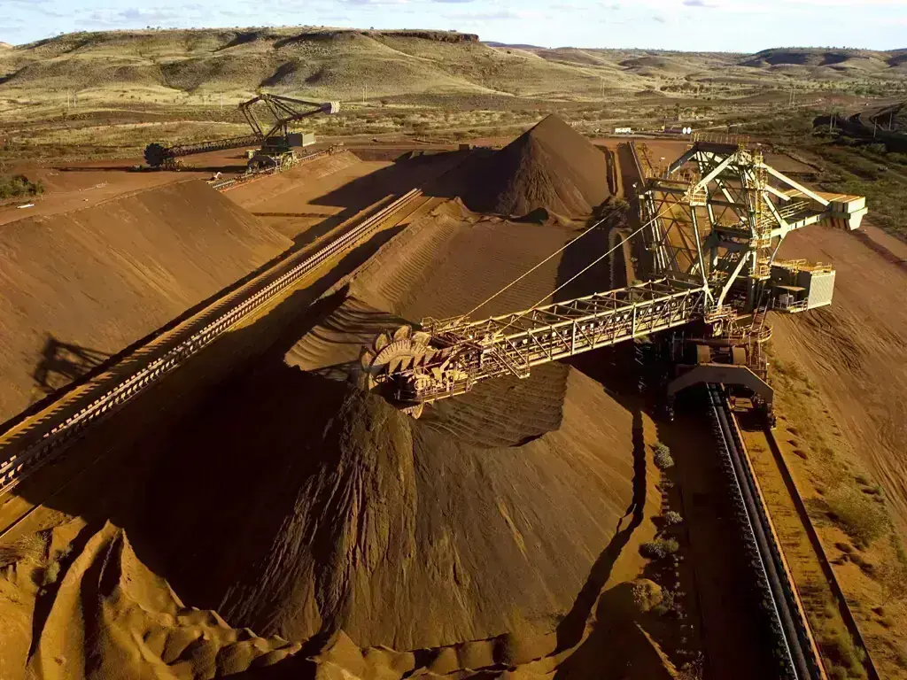 Dalian iron ore futures chart showing slight upward movement on September 17