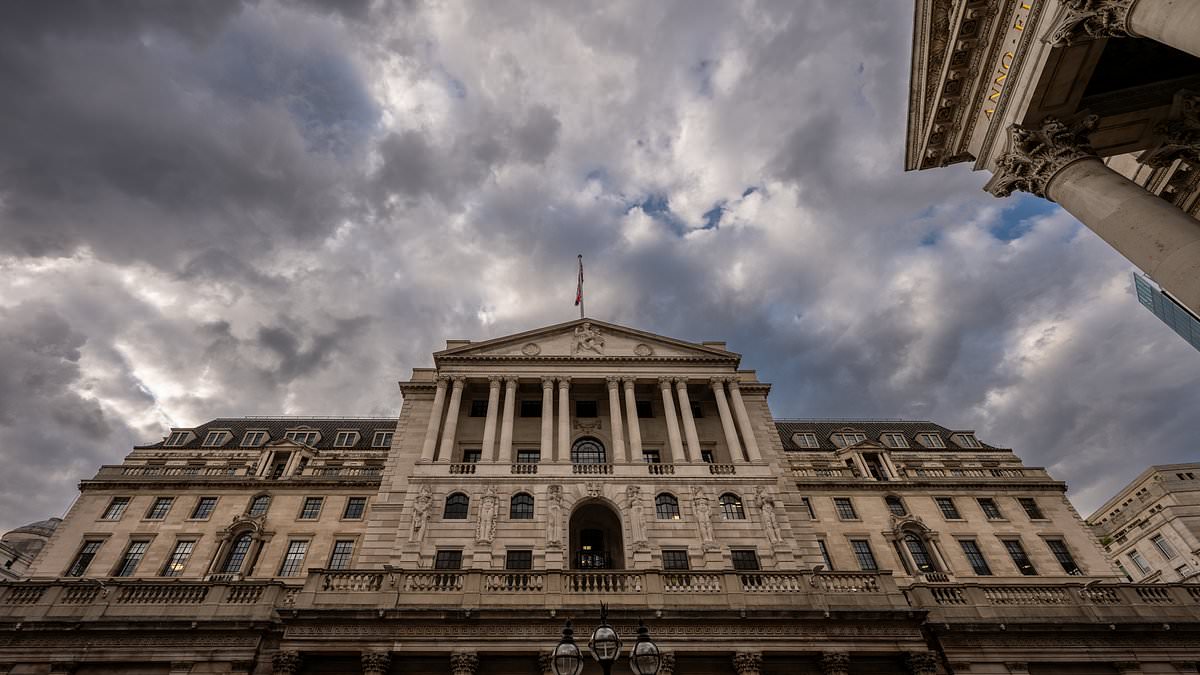 Gilt yields spike sending UK borrowing costs to 28-year high