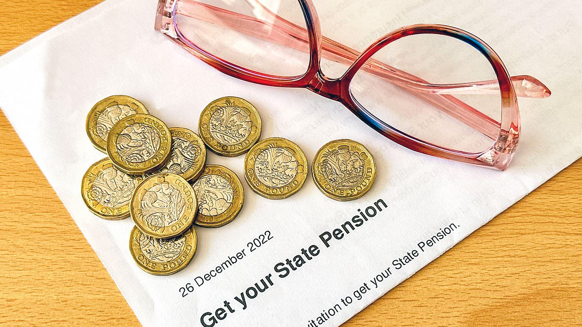 Chart showing wage growth slowing to 3.9%, impacting state pension rises