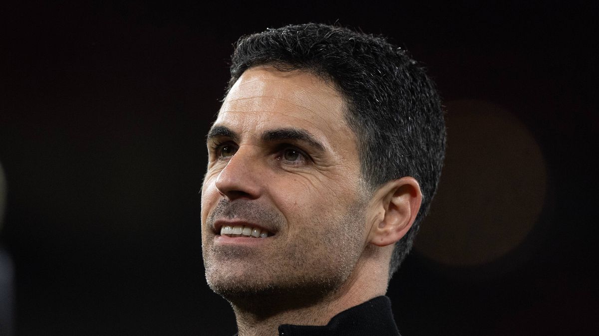 Mikel Arteta overseeing Arsenal's summer rebuild plans